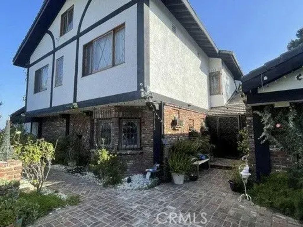 19122 Clymer, Porter Ranch