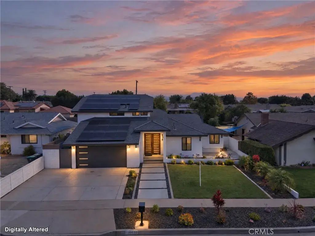 13532 Loretta, Tustin