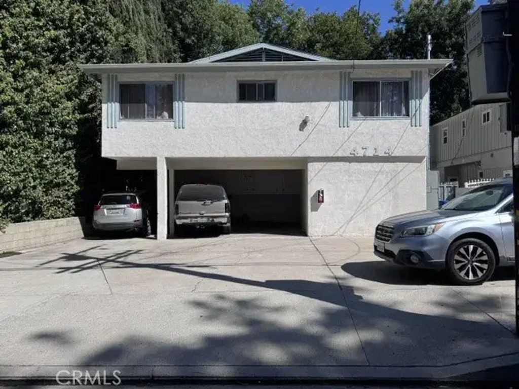 4714 Orion, Sherman Oaks