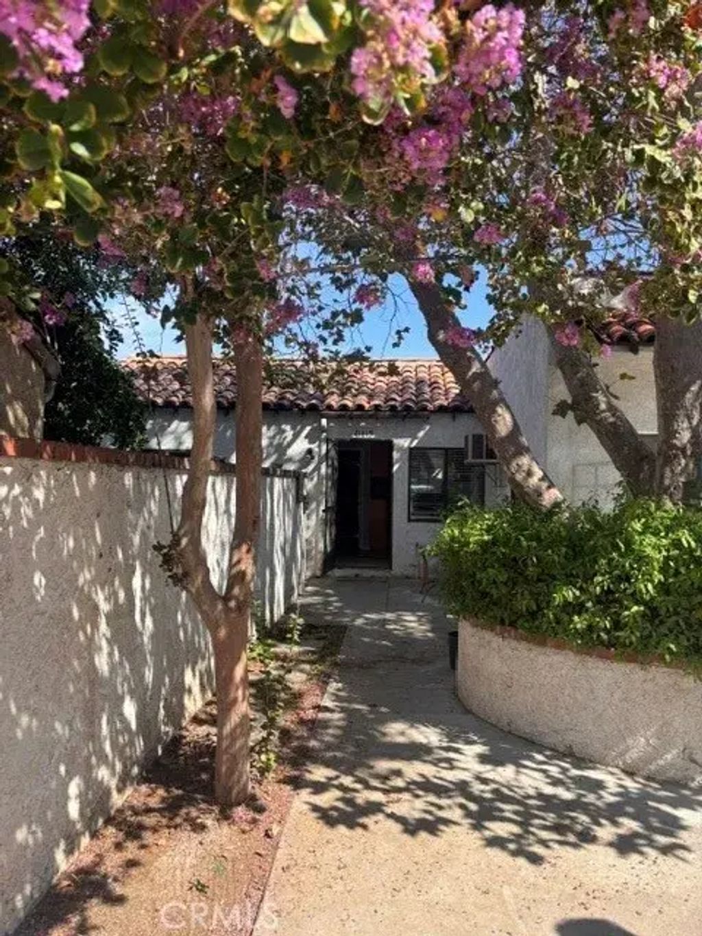 21815 Parker Place, Canoga Park