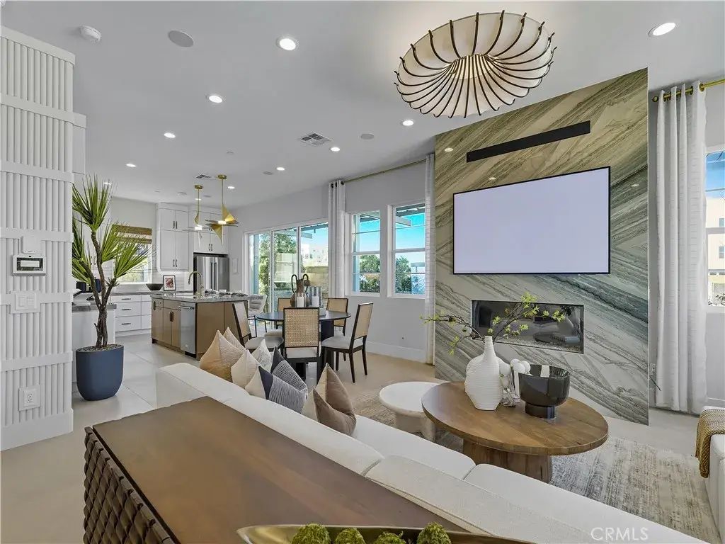 2445 Liv Way, Montebello