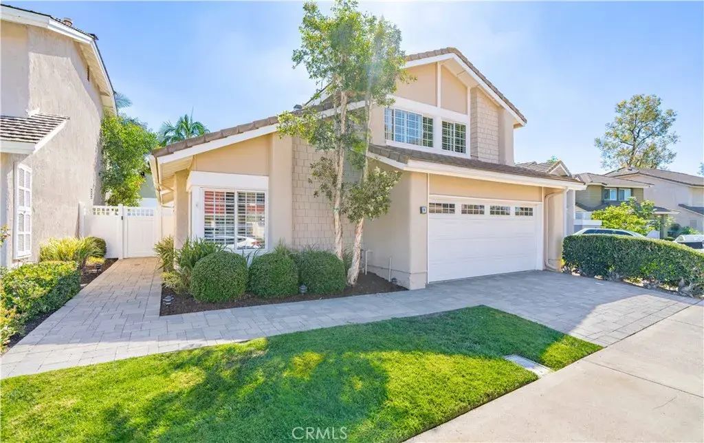 9 Delamesa West, Irvine