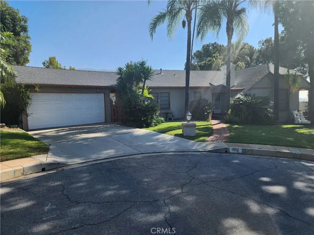 502 Mesa, Monrovia
