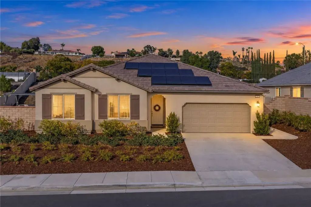 21206 Saratoga Drive, Wildomar