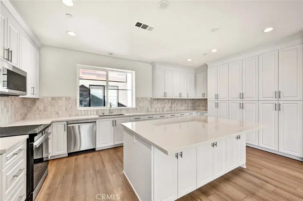 5804 Linden Avenue 1, Long Beach