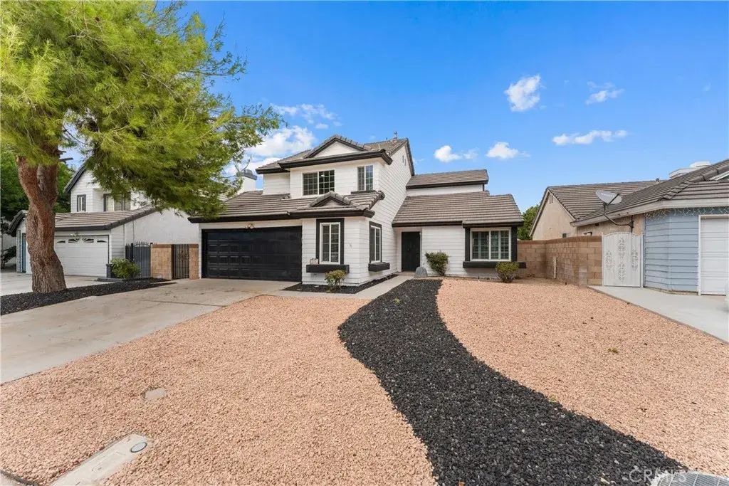 3231 W Avenue J3, Lancaster