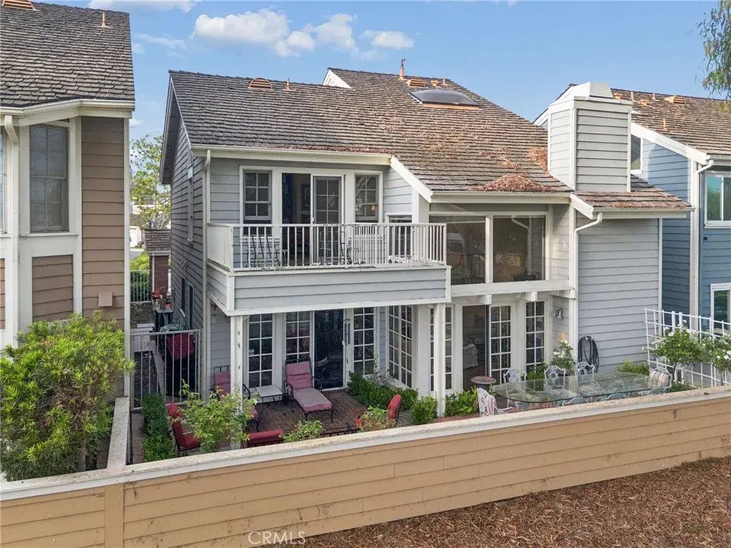 6068 Avenida De Castillo, Long Beach