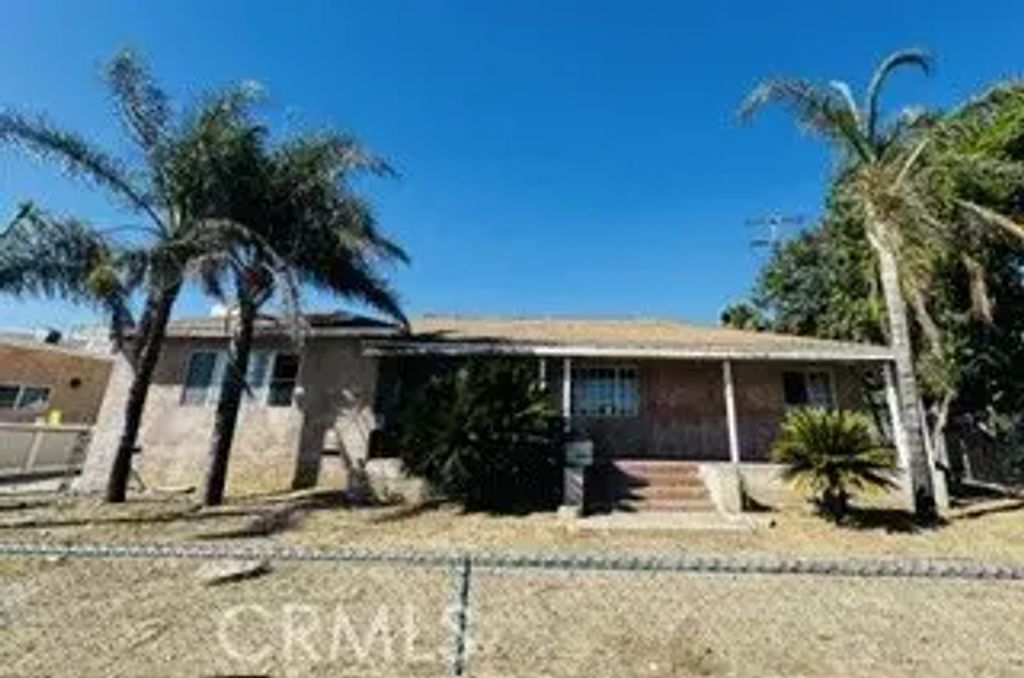 16928 Baseline, Fontana