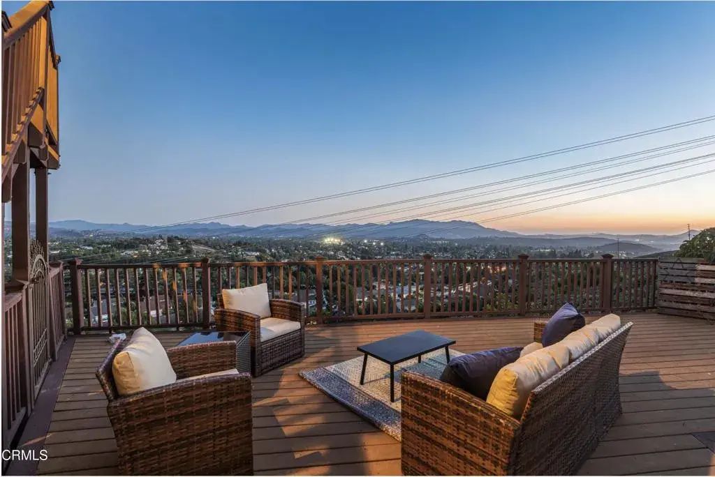 744 Calle Punta, Thousand Oaks
