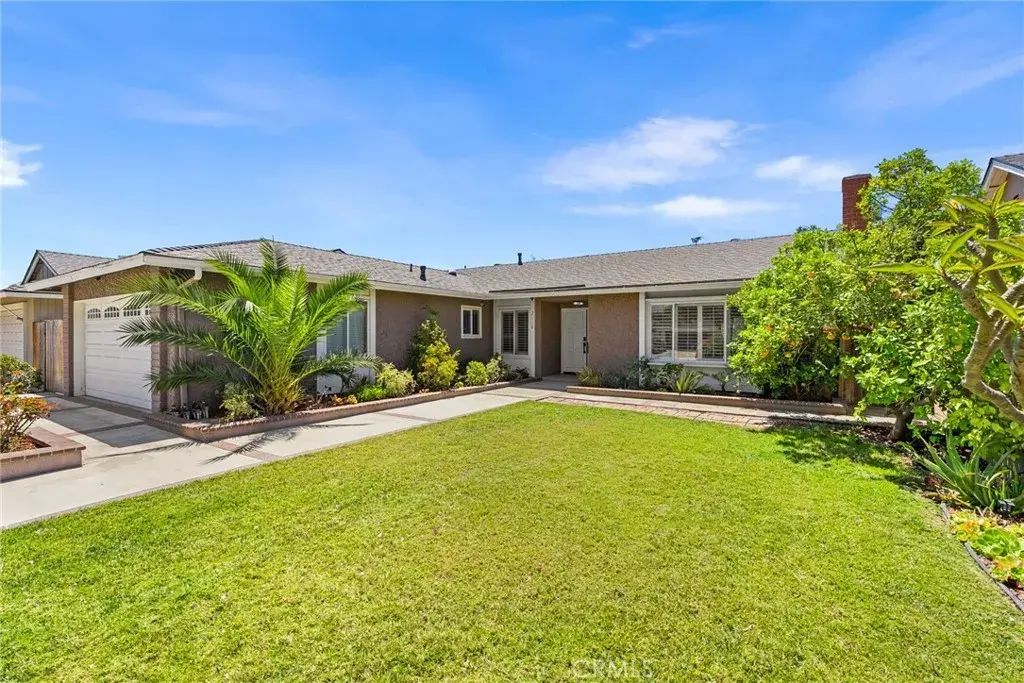2118 Peachwood Lane, Santa Ana