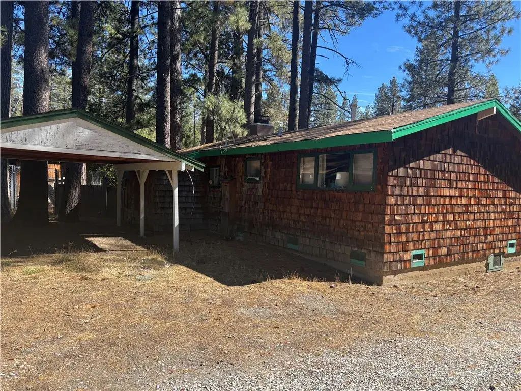 26580 Lake Lane, Idyllwild