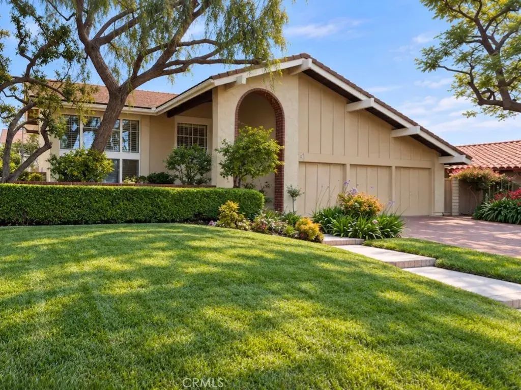 10692 Albany Cir, Villa Park