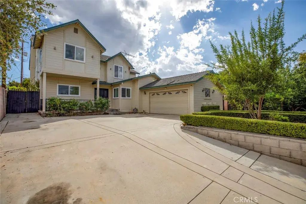 16814 Mayall Street, North Hills
