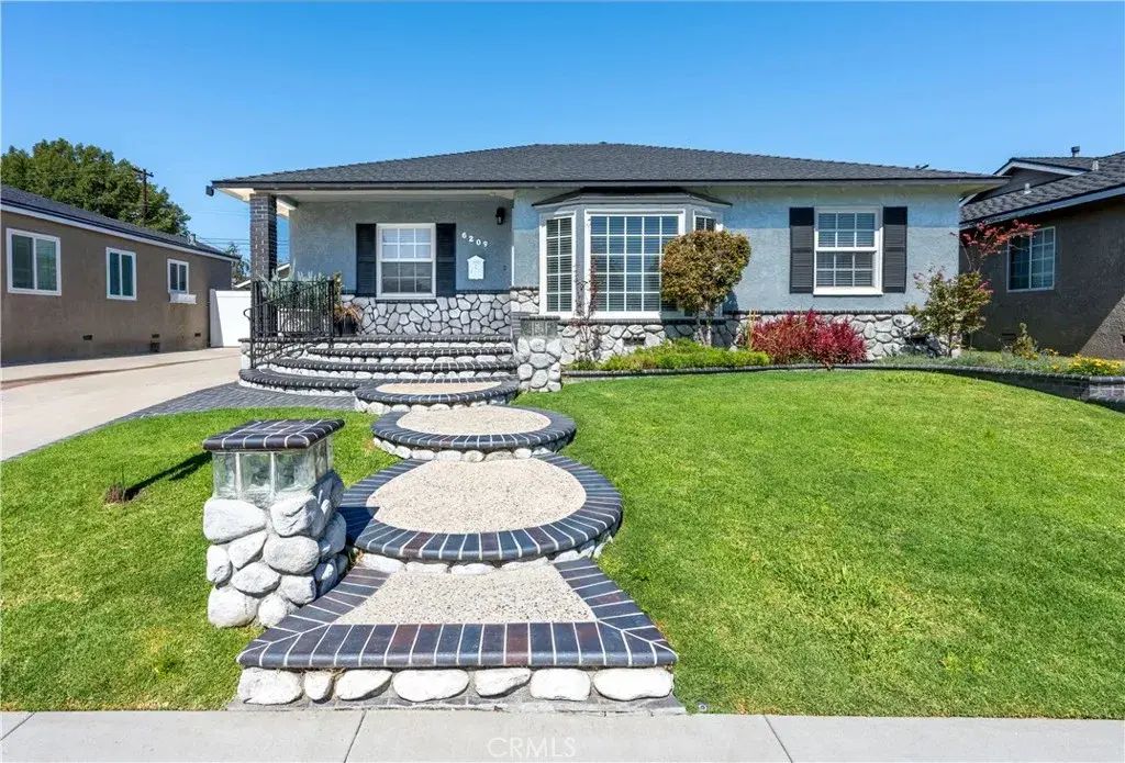 6209 Elsa Street, Lakewood