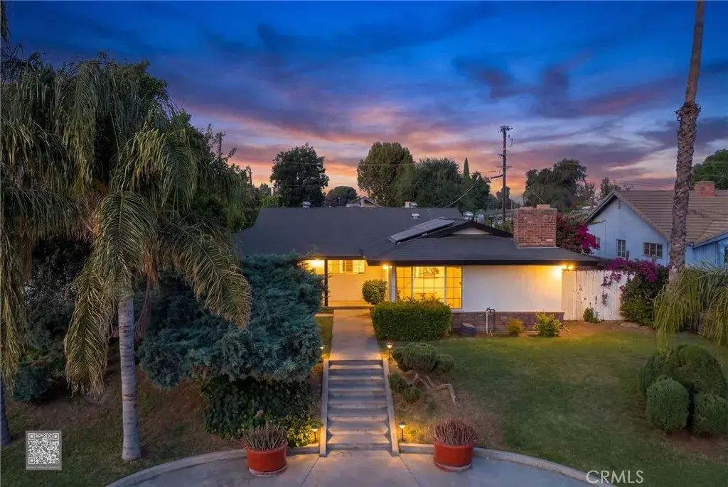 421 Brookhaven Dr, Bakersfield