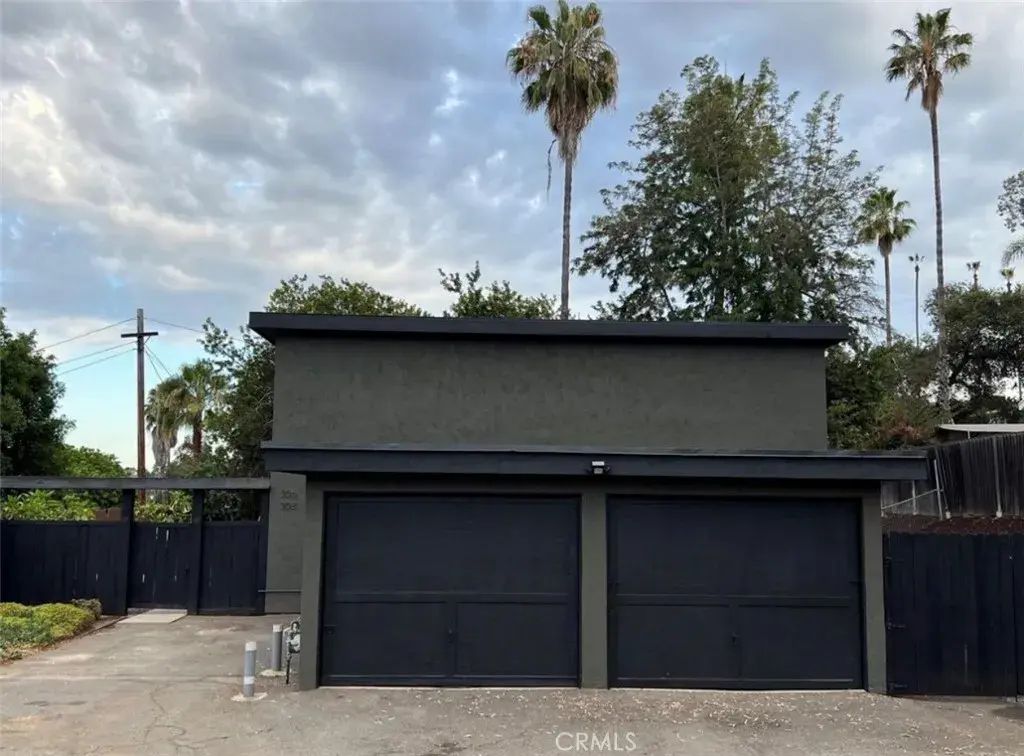 308 Hillside Court, Vista