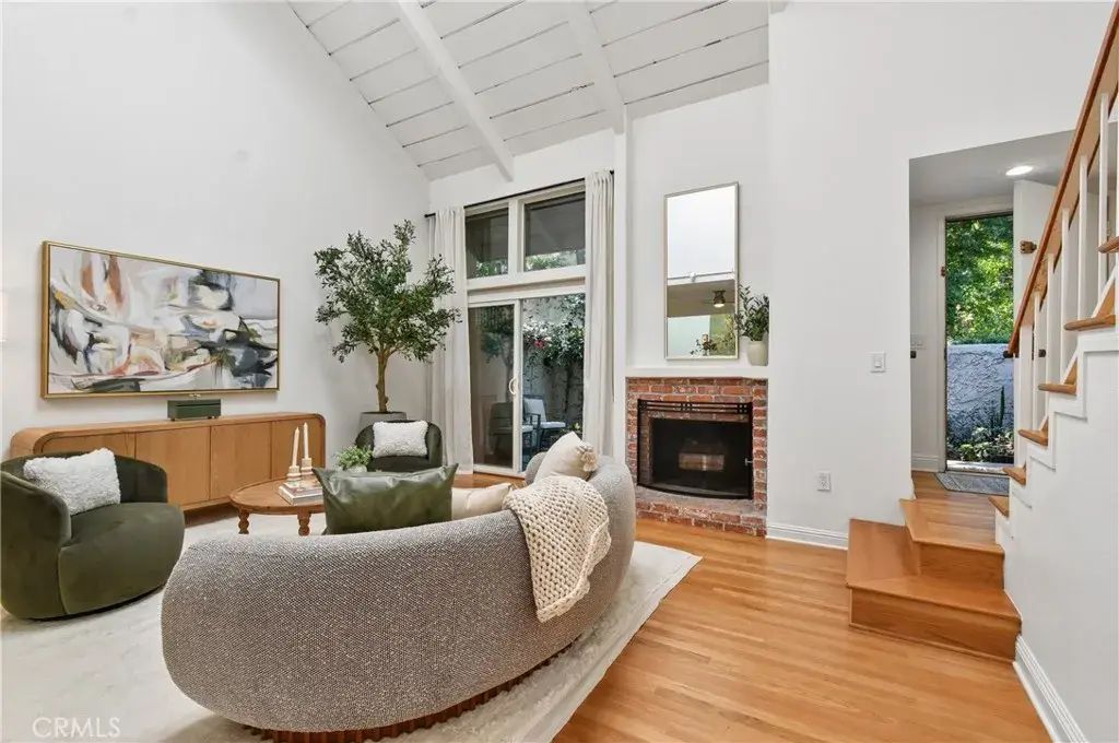 4249 Colfax Avenue G, Studio City