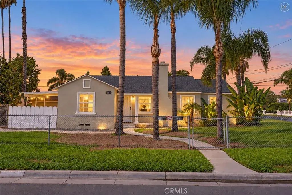 6815 Barcelona, Riverside
