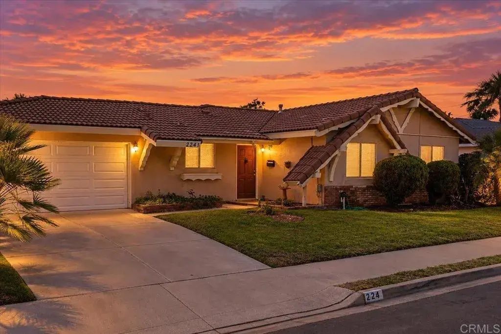 2241 Edgewood Place, Oceanside