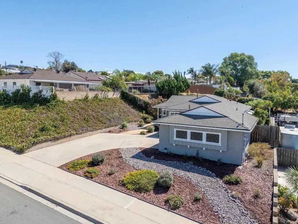 4829 Alfred Avenue, 