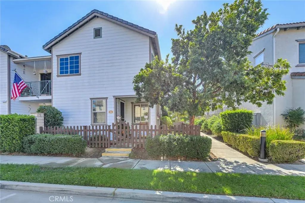 450 Merced Court, Corona