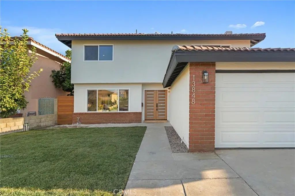 13848 Carnaby Street, Cerritos