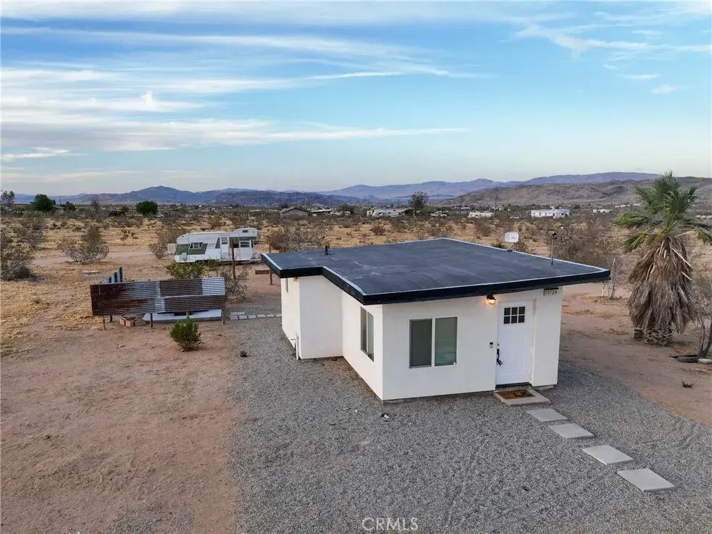 55724 Sunnyslope Drive, Landers