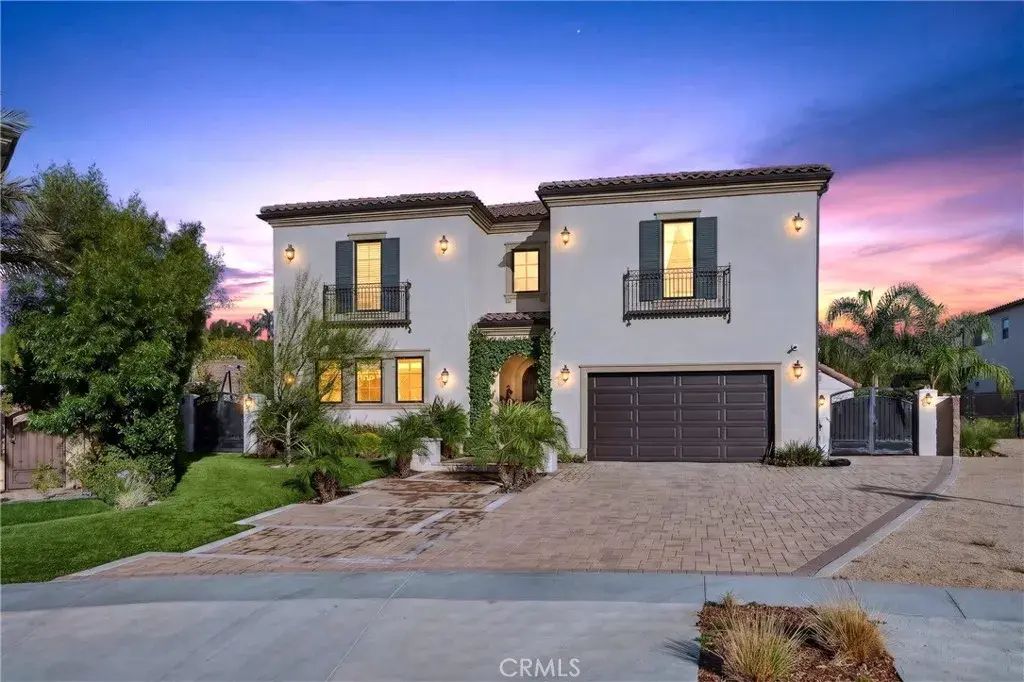 10975 Cartwright, Chatsworth