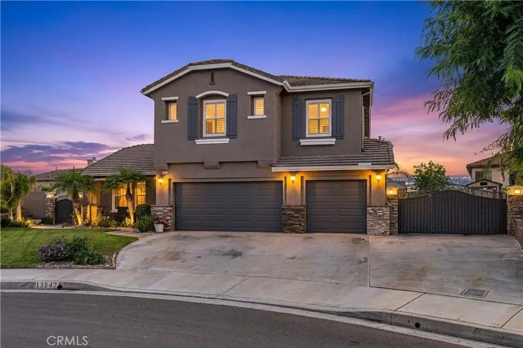 13547 Canyon Crest, Corona