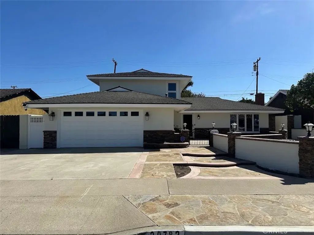 20782 Catamaran, Huntington Beach