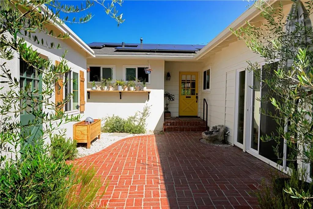 5521 Hunter Street, Ventura