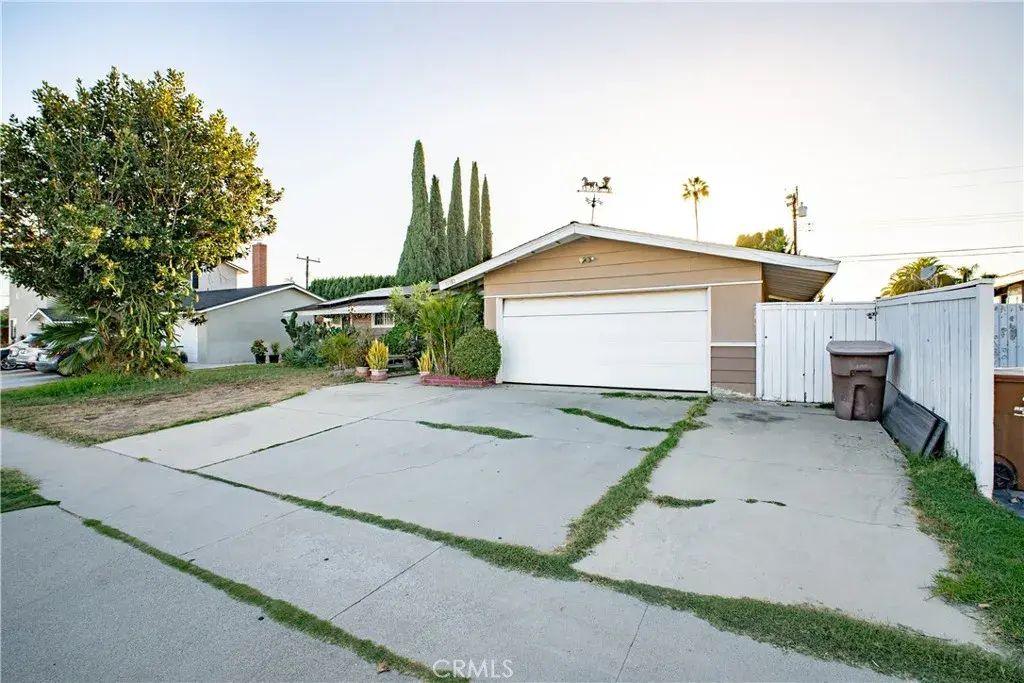 11181 Clarissa, Garden Grove