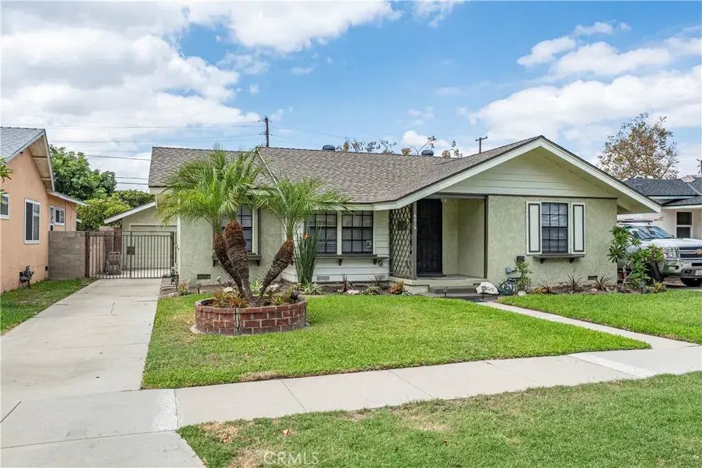 6019 Pepperwood, Lakewood