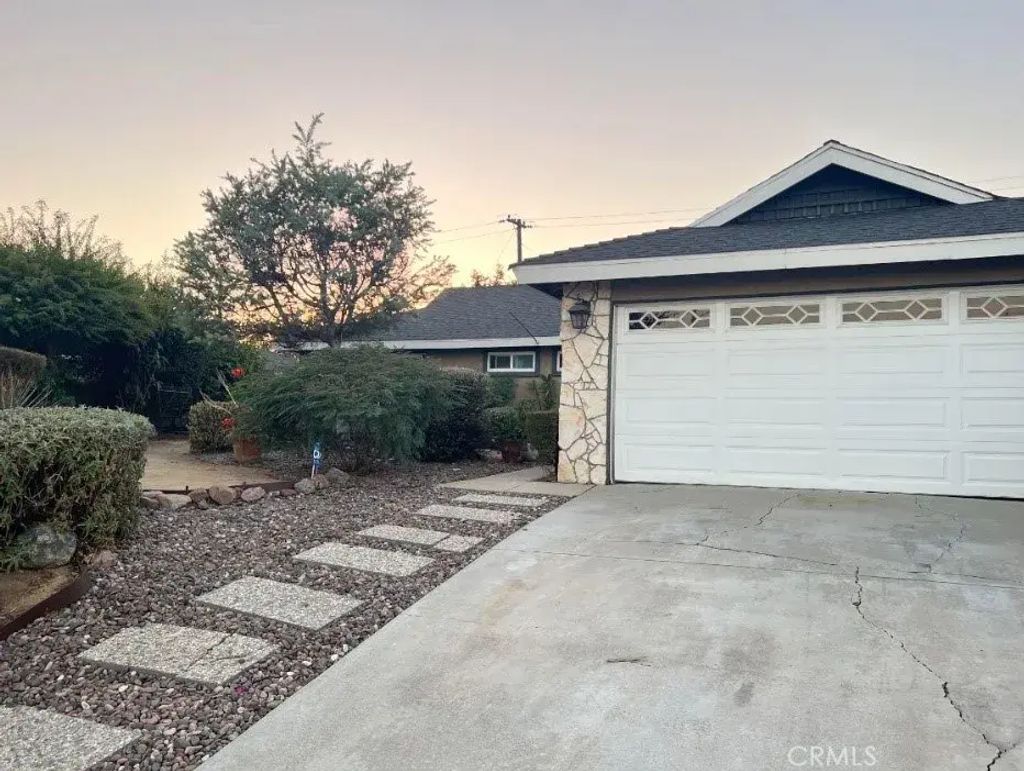 11621 Fireside, Whittier