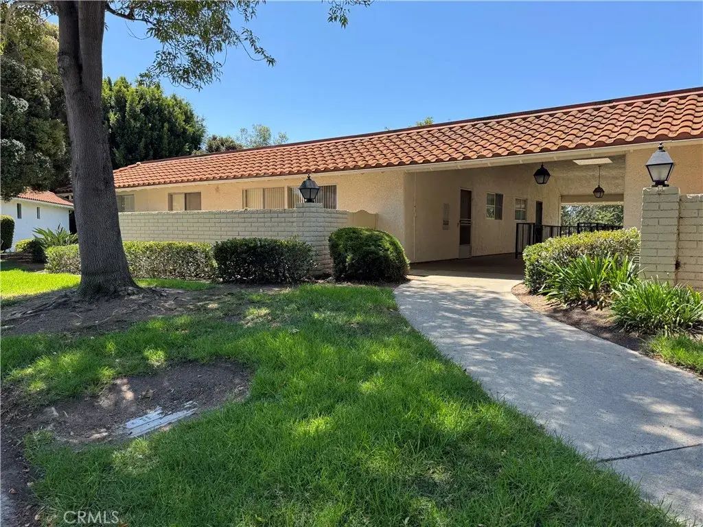3252 San Amadeo, Unit Q Q, Laguna Woods
