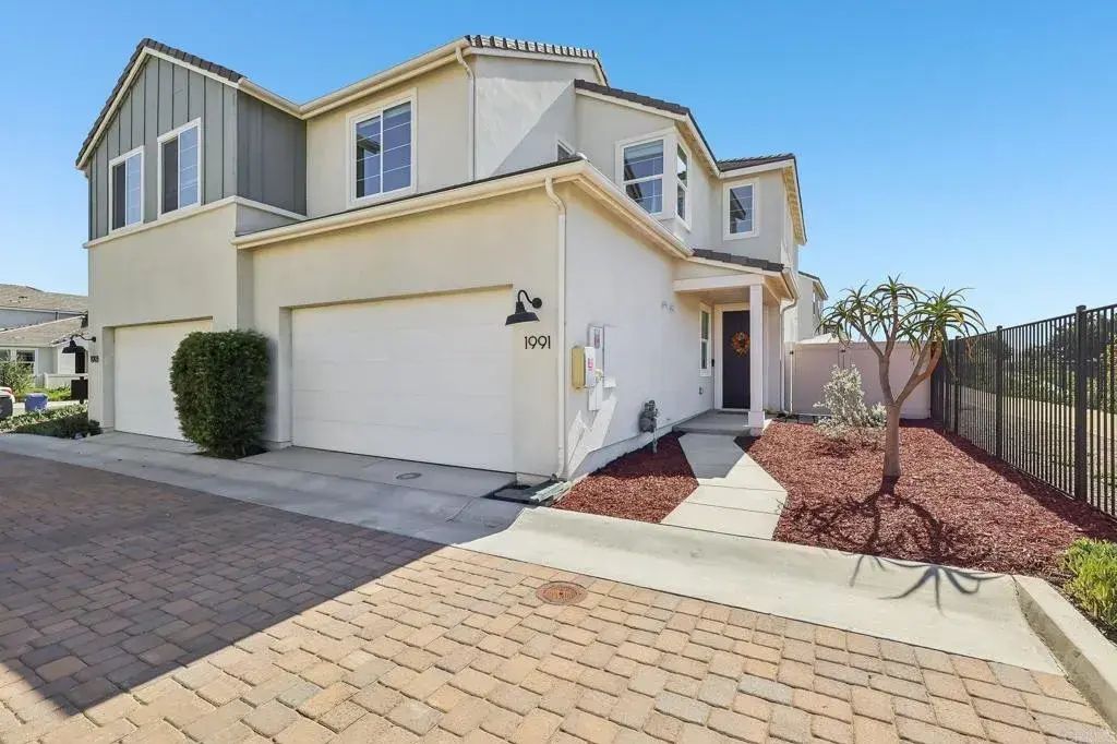 1991 Julie Dawn Place, Escondido