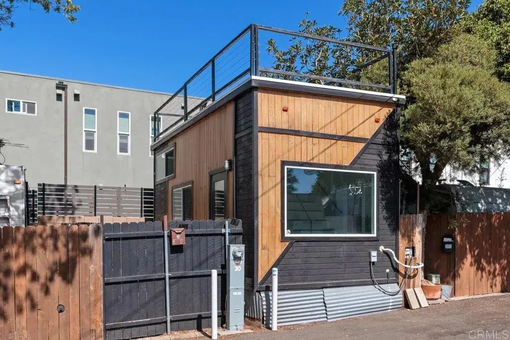 523 N Vulcan 30, Encinitas