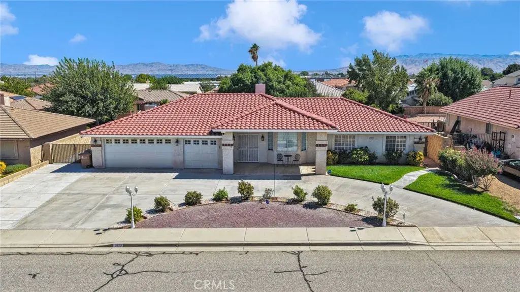 10615 Westway, Hesperia