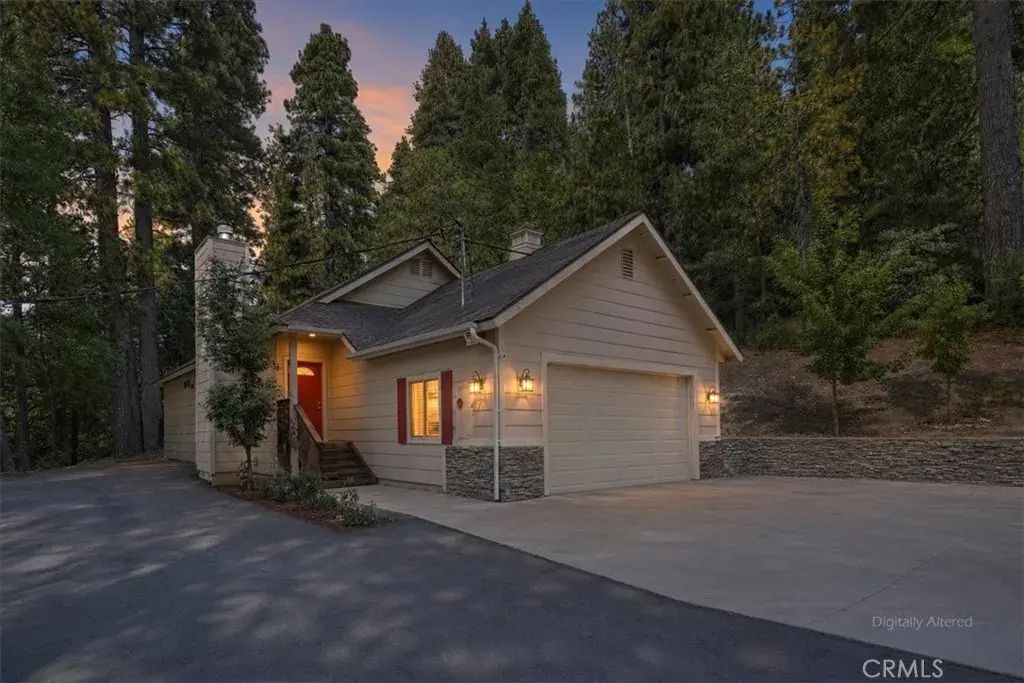 411 Grass Valley, Lake Arrowhead
