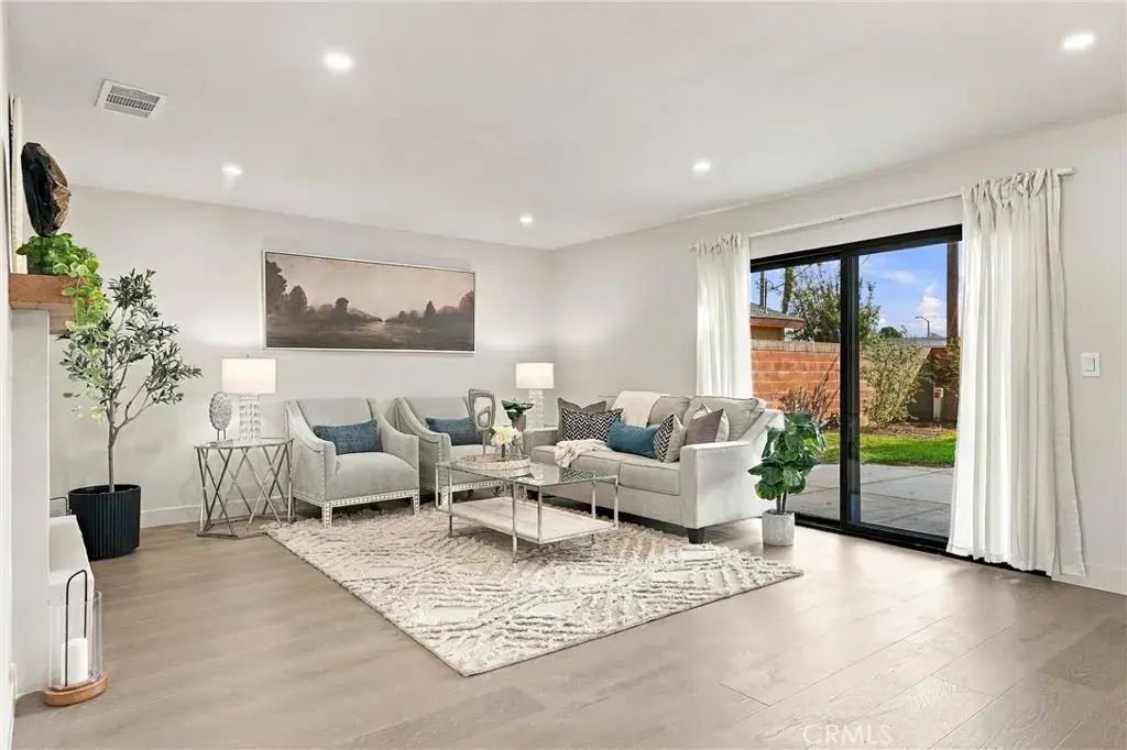 718 Kenoak, Placentia