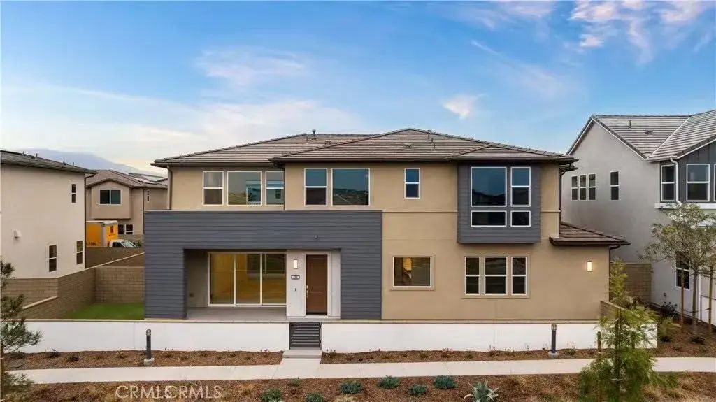 258 Sora, Irvine