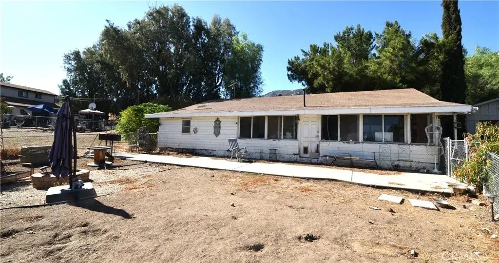 18487 Grand, Lake Elsinore