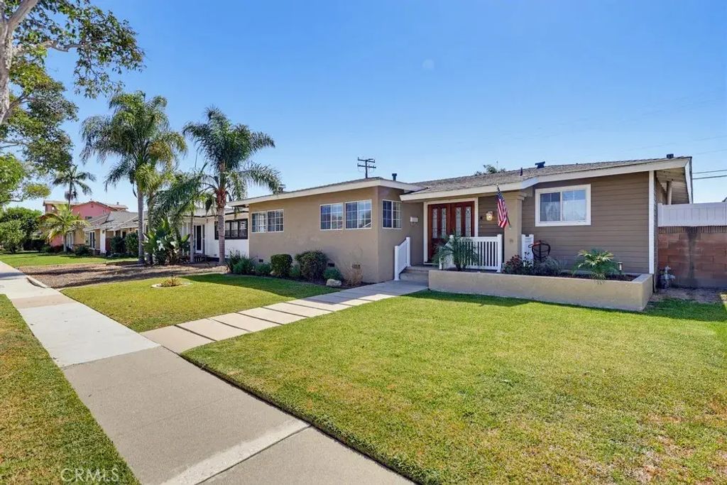 6448 E Pageantry, Long Beach