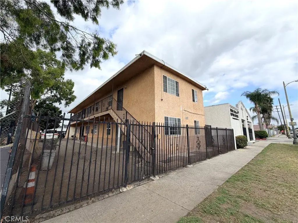 9137 S Broadway 1, Los Angeles