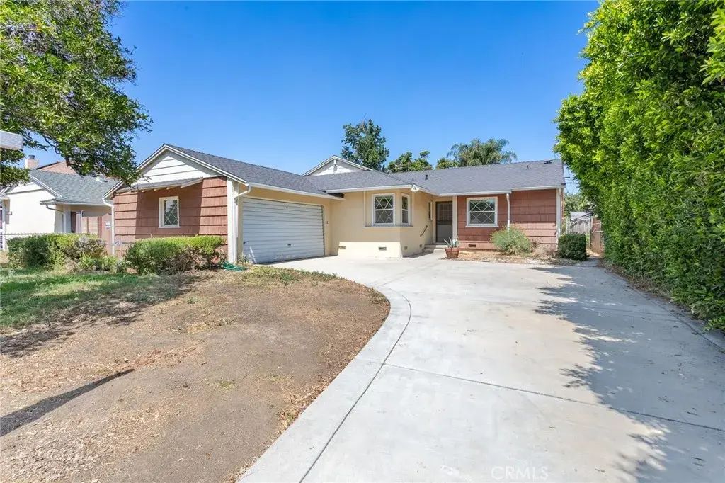 10436 Columbus Avenue, Mission Hills (san Fernando)