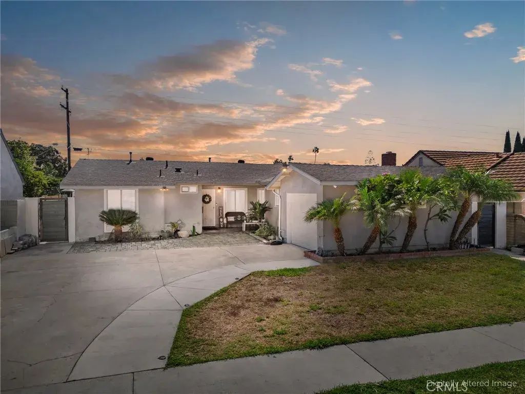 9550 Barkerville Avenue, Whittier
