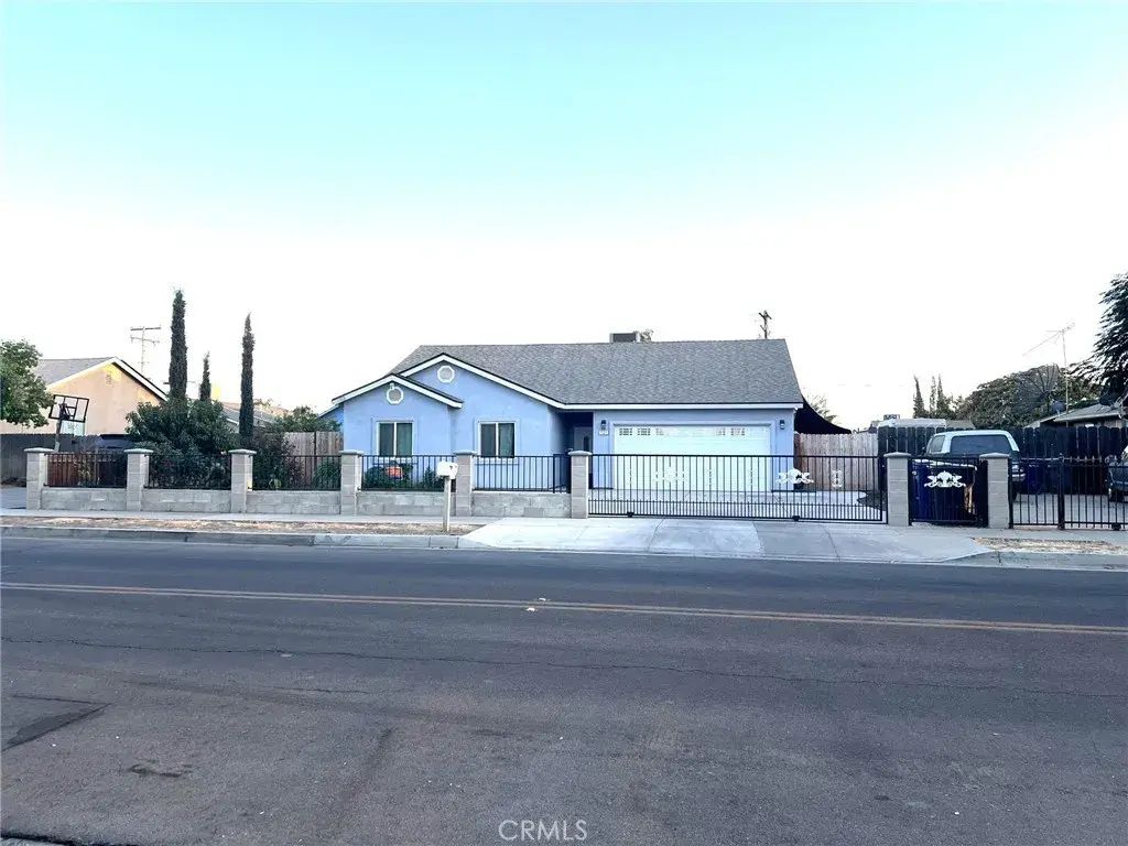 721 W Sonora Avenue, Tulare