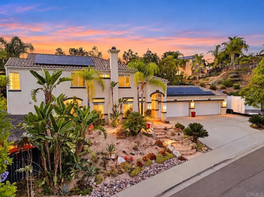 2602 Canyon Crest Drive, Escondido