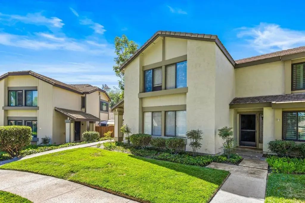 5257 Edge Park Way, 
