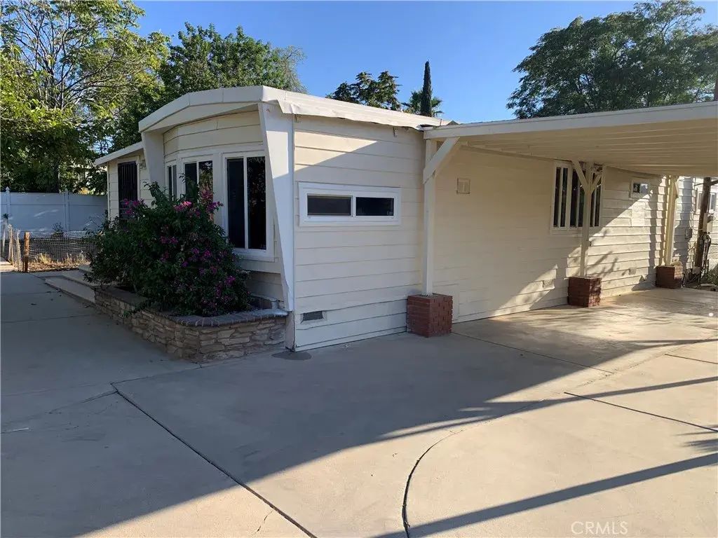 25814 Homeland Avenue, Homeland